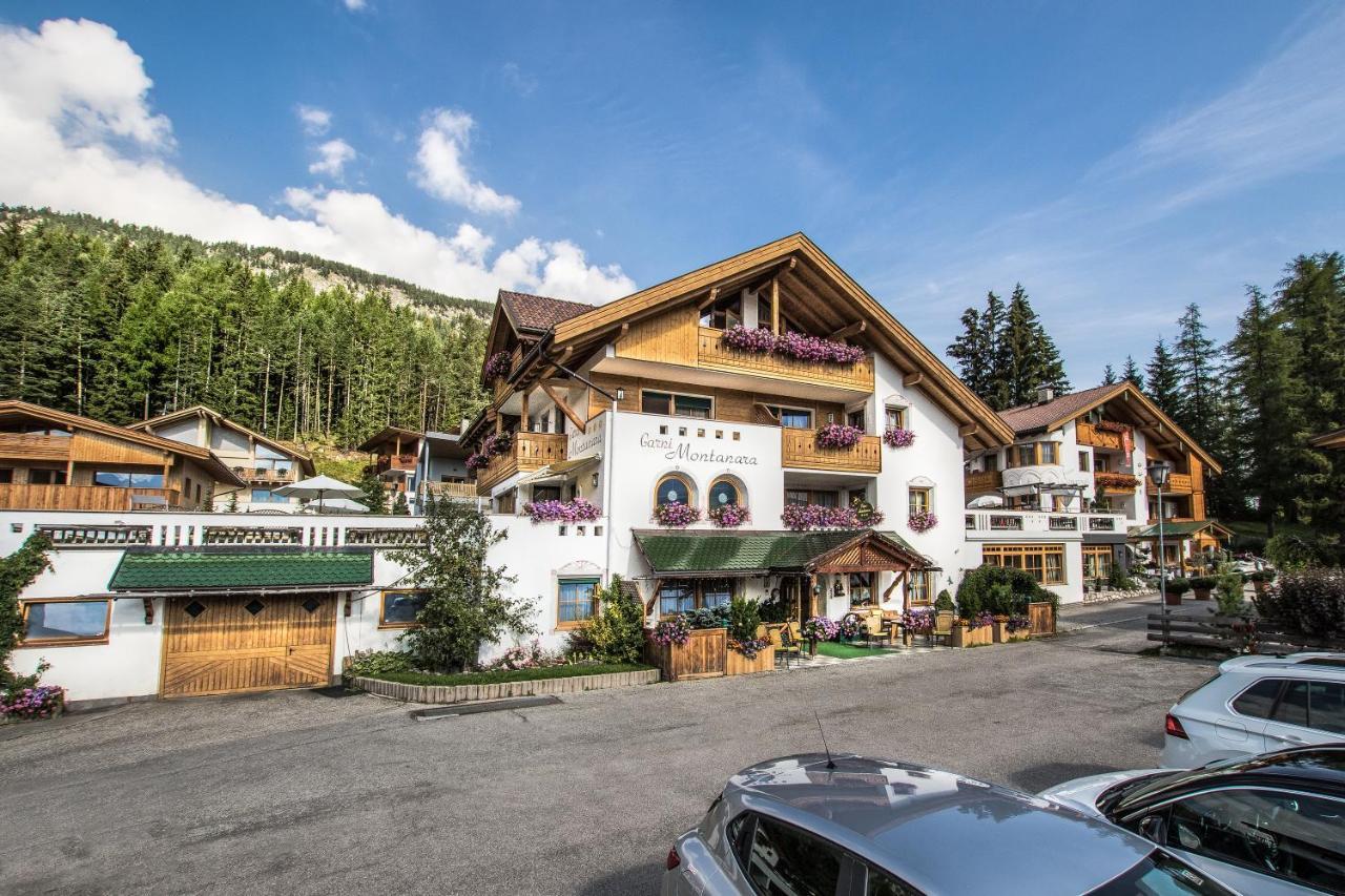 Ciasa Montanara Hotel La Villa  Exterior foto
